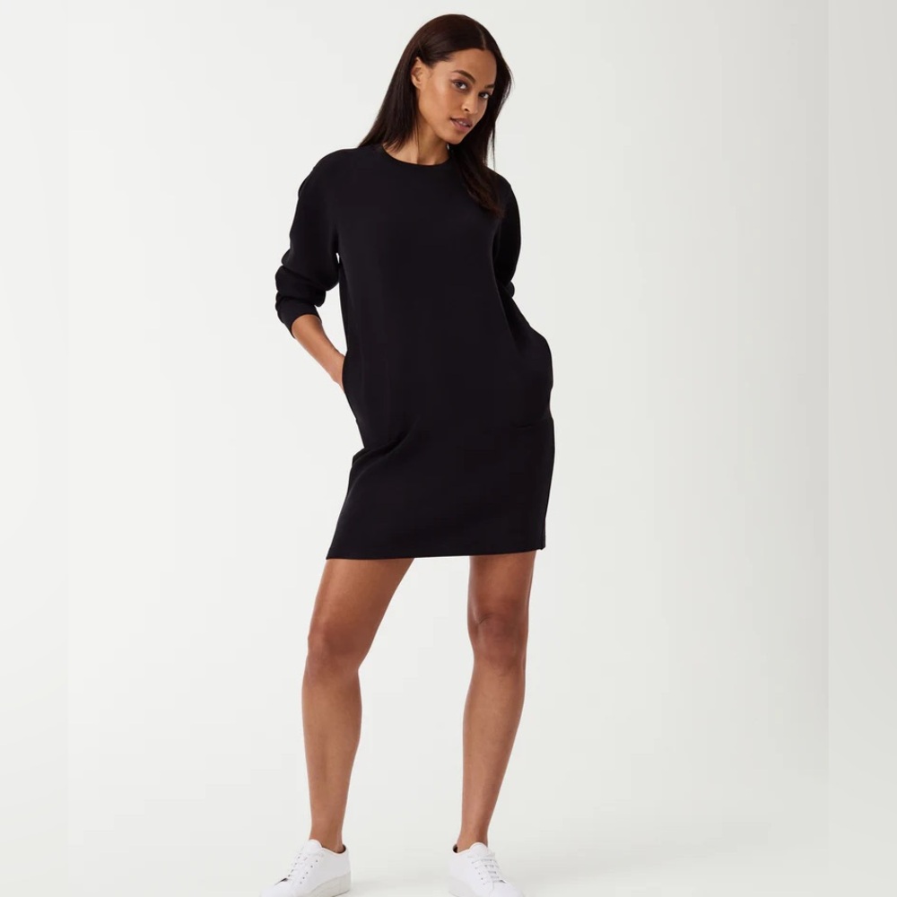 Spanx Air Essentials Crewneck dress 2x black